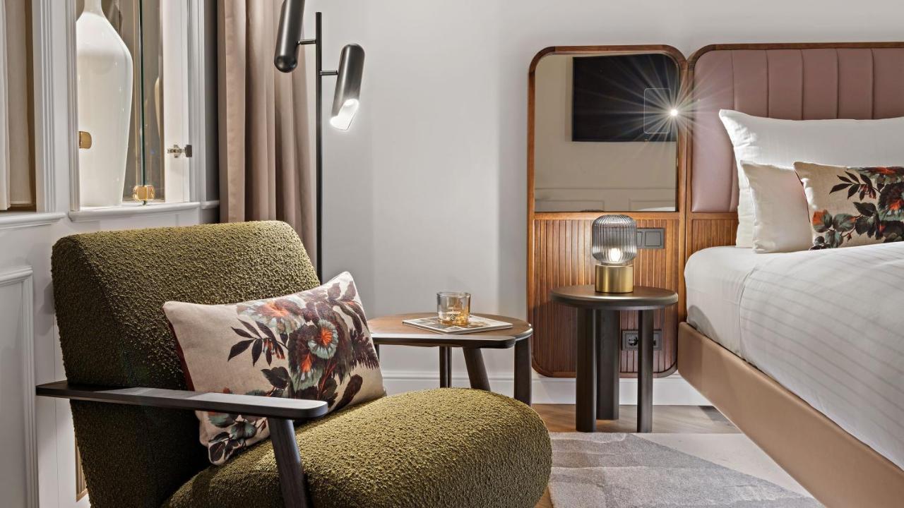 Hotel Bristol Berlin Exterior foto A room at the hotel